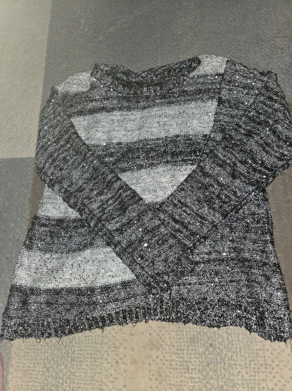 The Limited Long Sleeve Sparkle Sweater -Size XL
